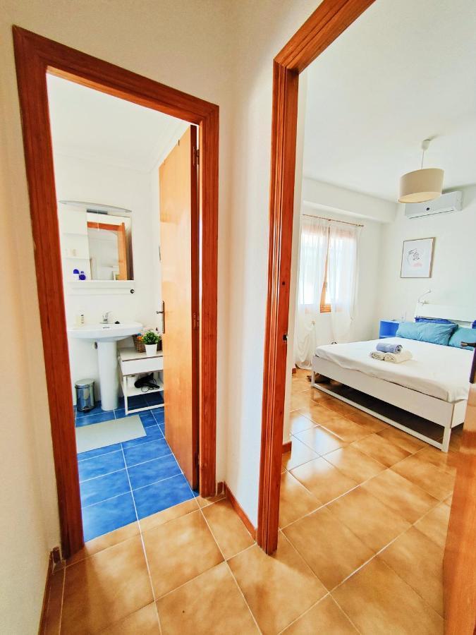 Blue House In Santa Pola Apartment Exterior foto
